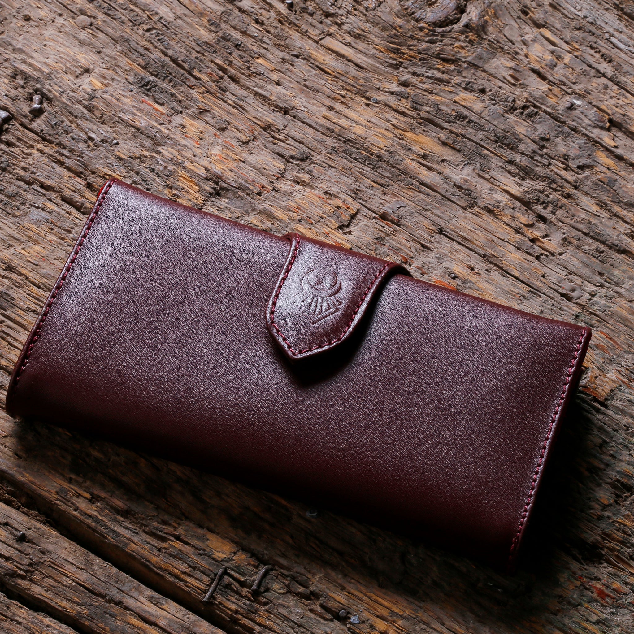 Tribal genuine leather purse (Burgundy)
