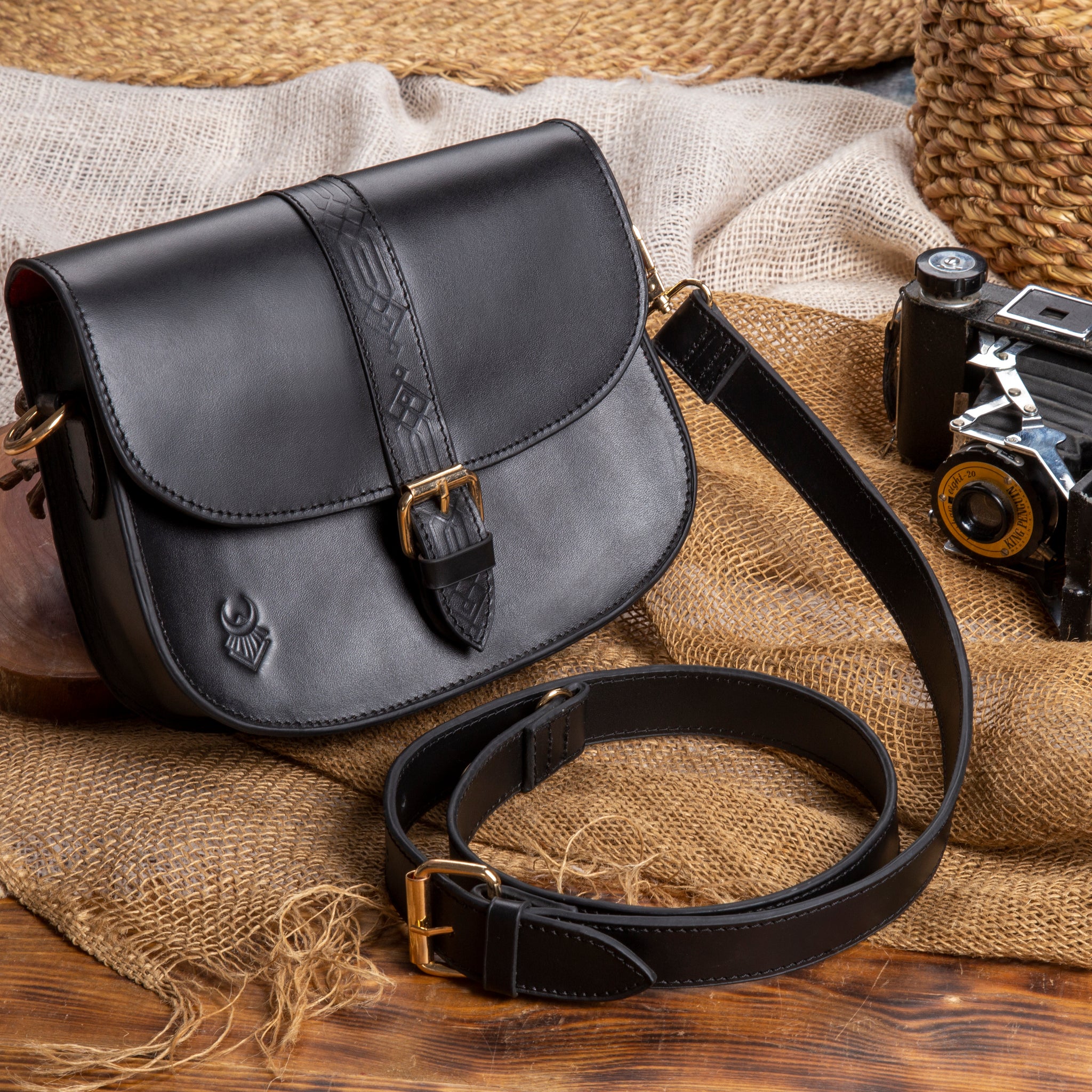 Jasmine's crossbody bag (Black)